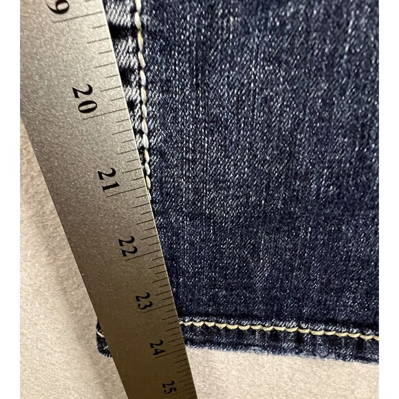 Silver Tuesday Low Rise Crop Denim Women’s Size 26 Medium Wash Jeans - Picture 4 of 6